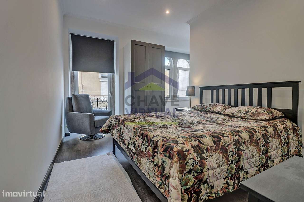 Apartamento T3 com Terraço Amplo - Centro Bombarral - Grande imagem: 2/34