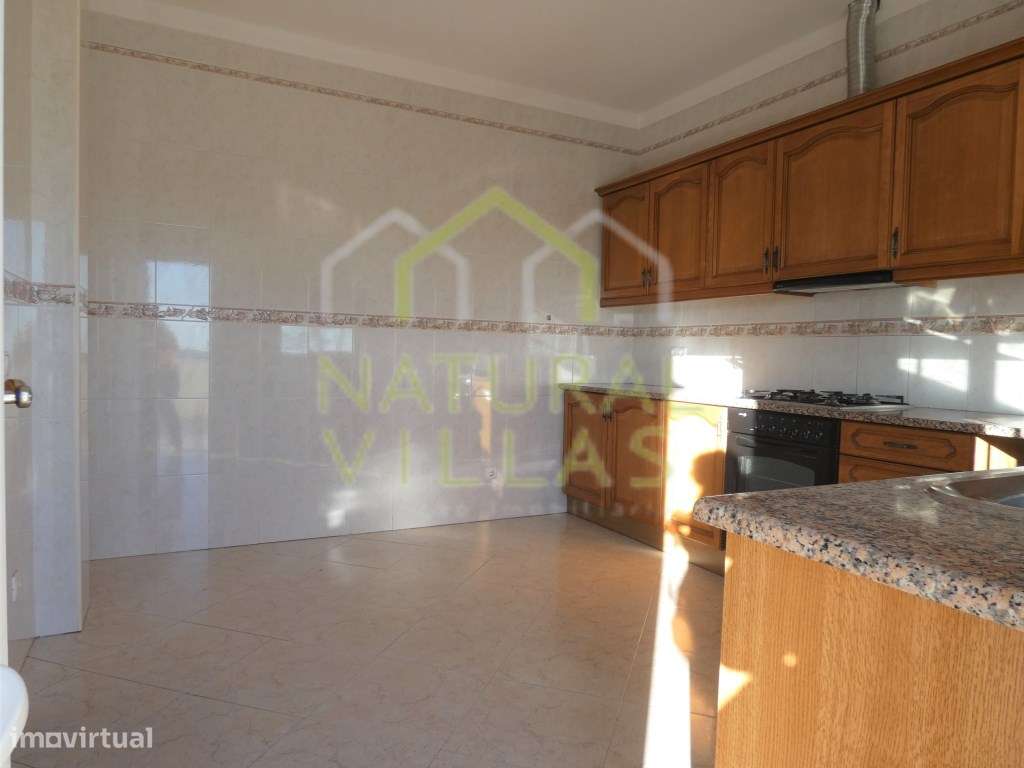 Apartamento T2 com Terraço e Vista Mar em Estoi - Grande imagem: 4/13