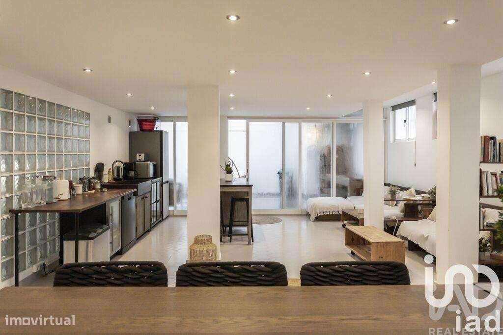 Prédio em Costa da Caparica de 450,5 m2 - Grande imagem: 4/30