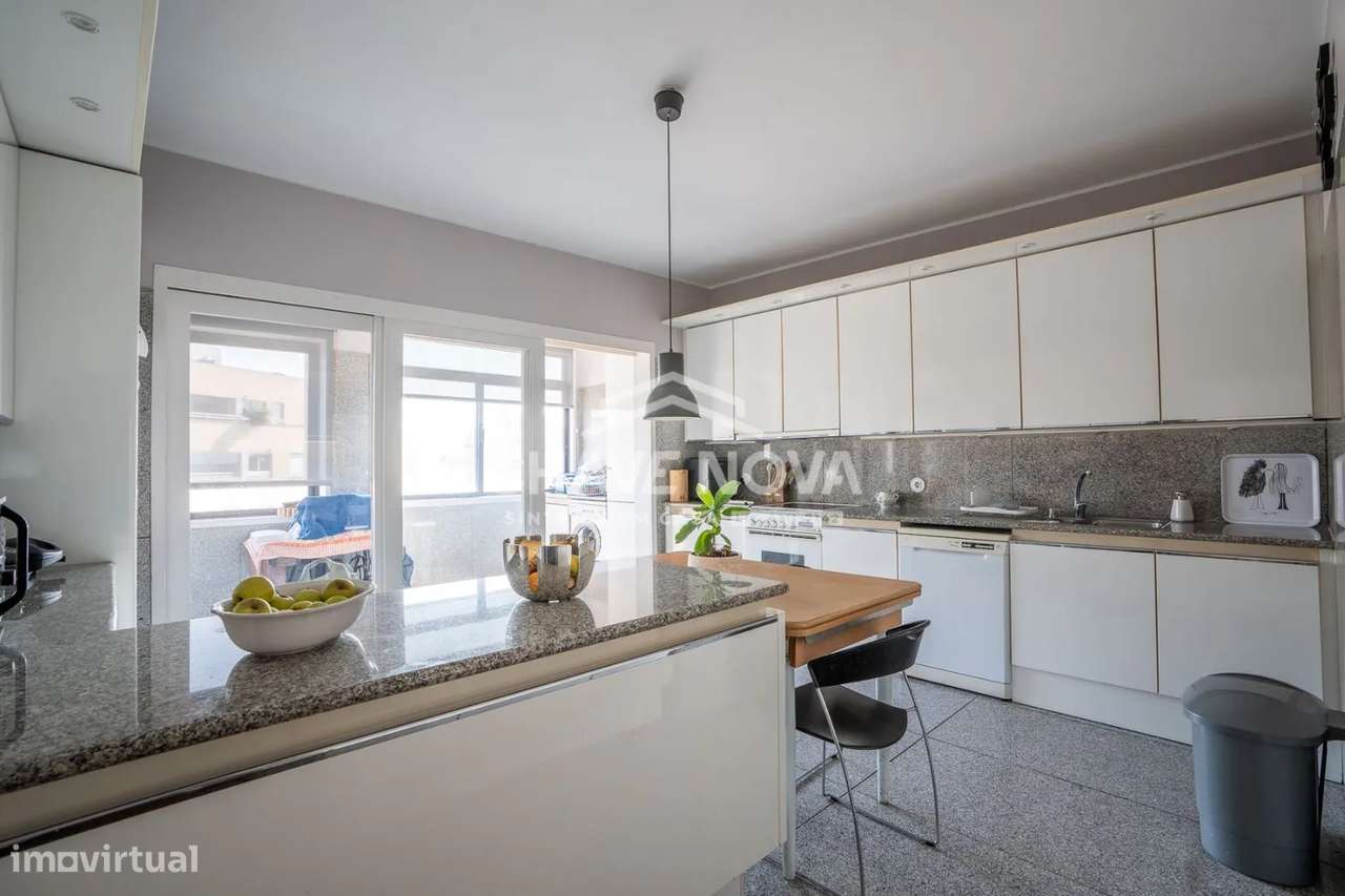 Apartamento T3 c/vista para a Foz do Douro-6