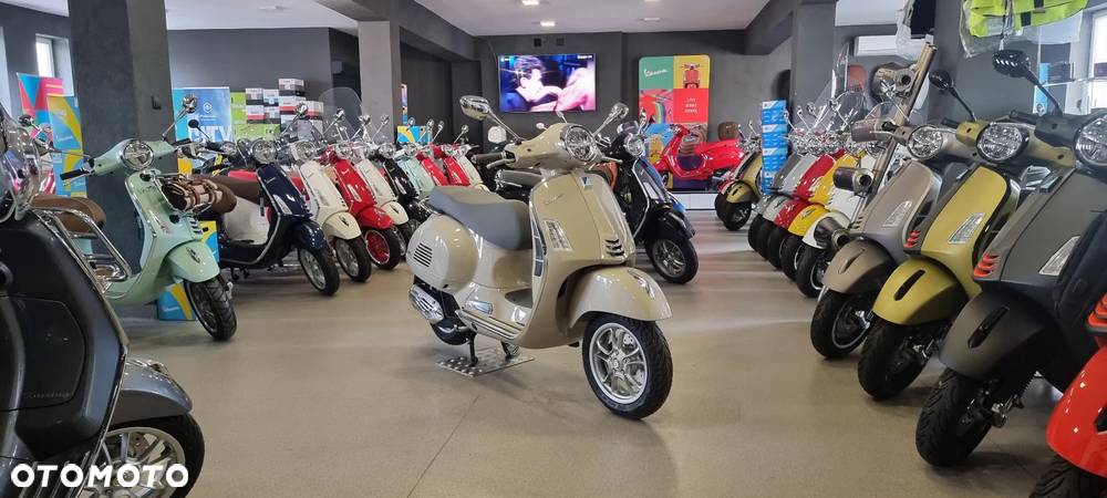 Vespa GTS - 1