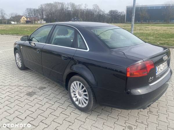 Audi A4 - 4