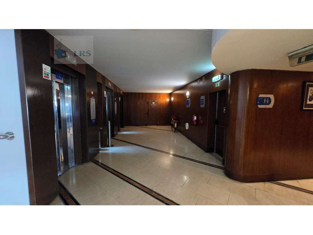 Albufeira central, sinta-se em férias o ano inteiro. apartamento T2...-25