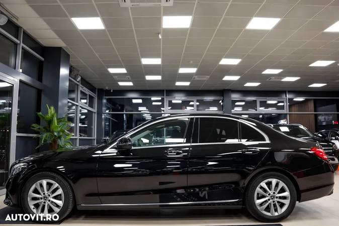 Mercedes-Benz C 220 d 9G-TRONIC Avantgarde - 38