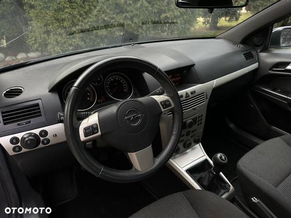 Opel Astra II 1.6 Start - 12