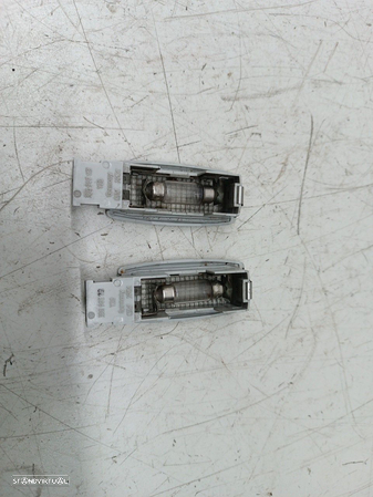 Luz De Cortesia Volkswagen Passat Variant (3B6) - 2