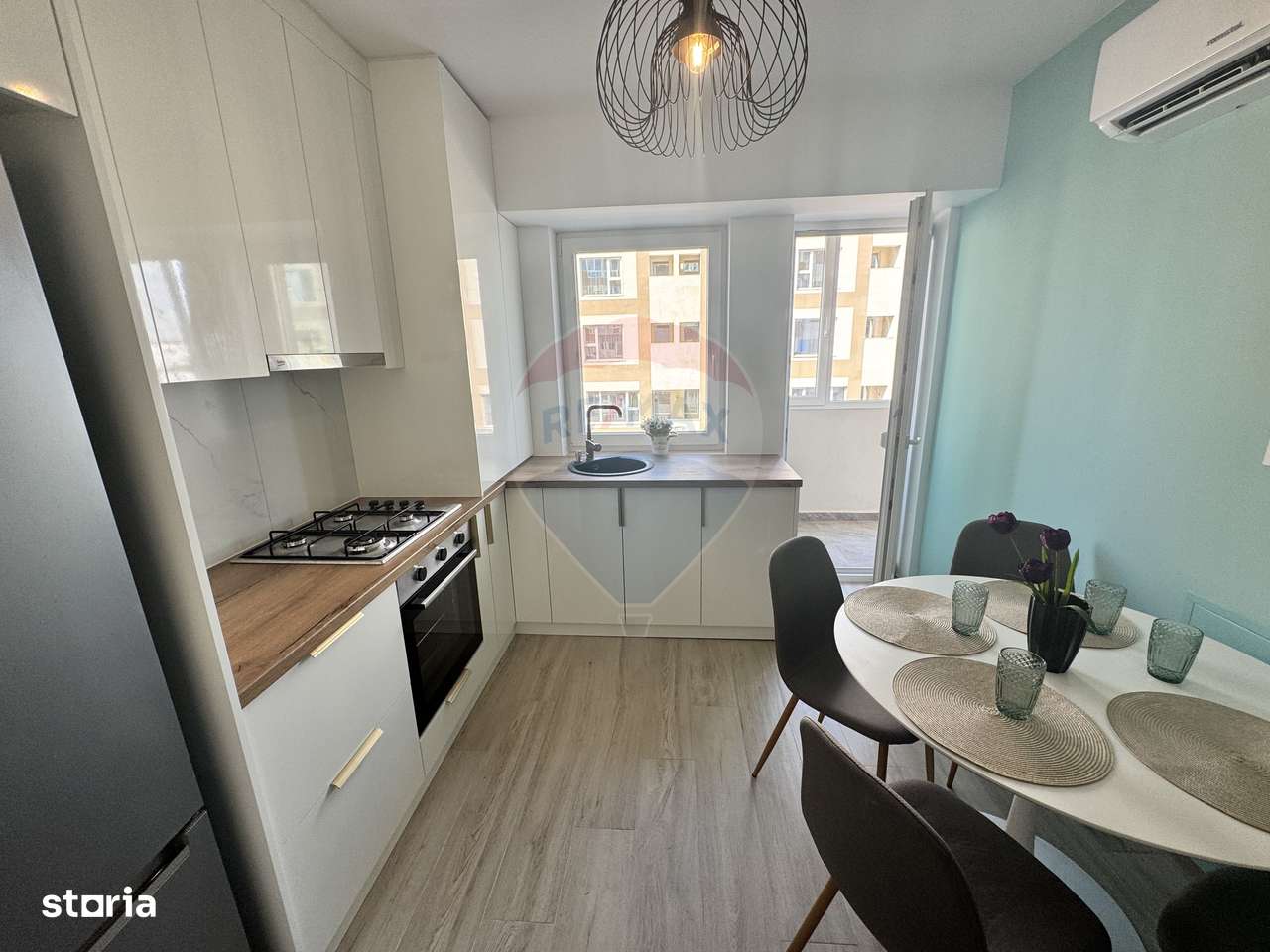 Apartament cu 2 camere de inchiriat-complex bacovia -fiald - Imagine principală: 3/8