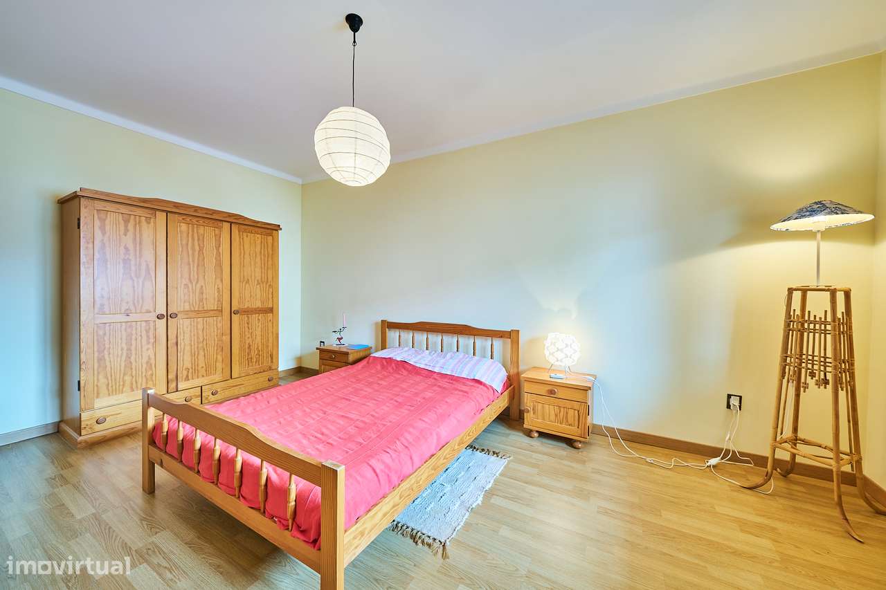 Moradia Geminada 4 Quartos - Pinhal Novo-23