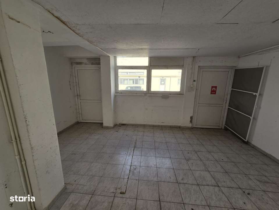 Inchiriere Hala Industriala 360 mp + 142 mp parcare- Carrefour Felicia - Imagine principală: 3/6