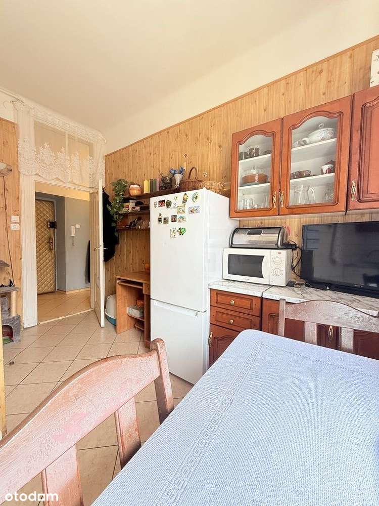 Stara Praga*w kamienicy * tuż przy Metrze-6