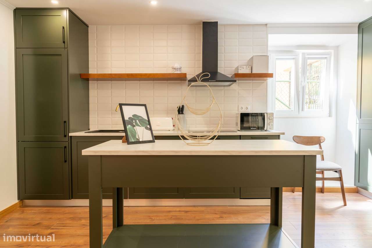 T2  Novo remodelado & mobilado . Pronto a Habitar.  A partir de 12/03 - Grande imagem: 3/24