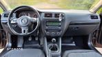 Volkswagen Jetta 1.4 TSI Comfortline - 14