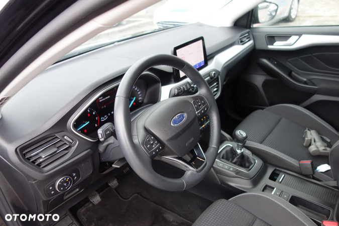 Ford Focus 1.5 EcoBoost Trend Edition Business - 13