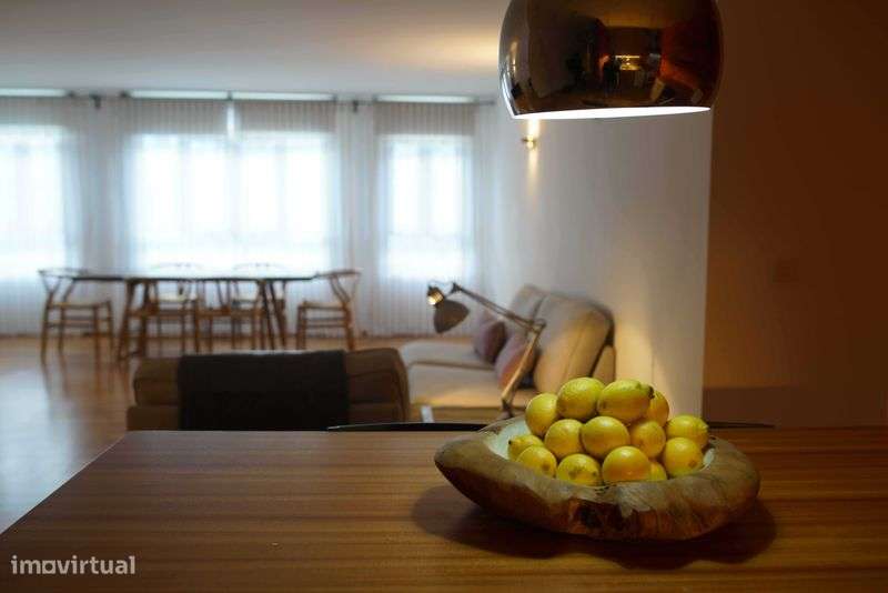 Apart T1 de 80m2 com garagem frente à gulbenkian, avenidas novas - Grande imagem: 4/8