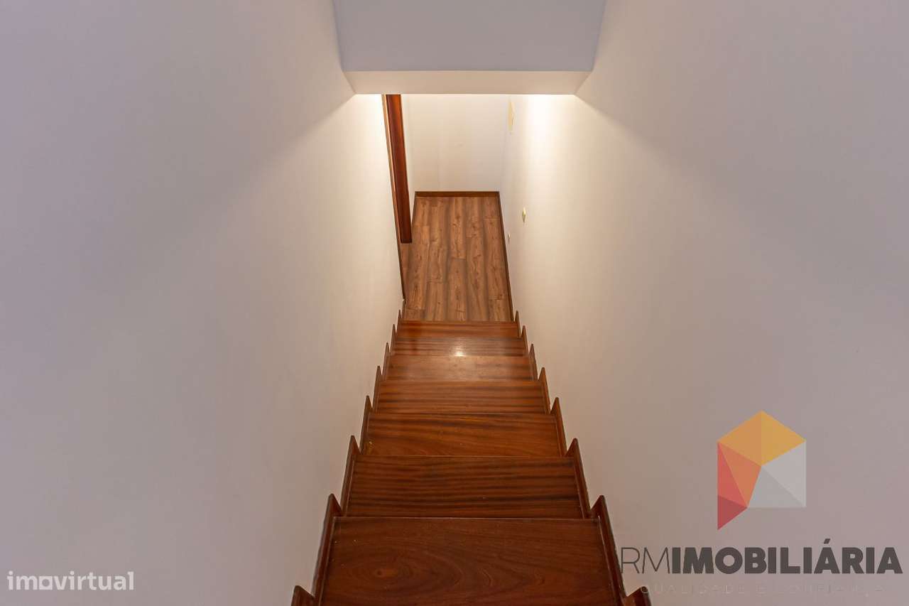 Moradia T4 em Fânzeres-39