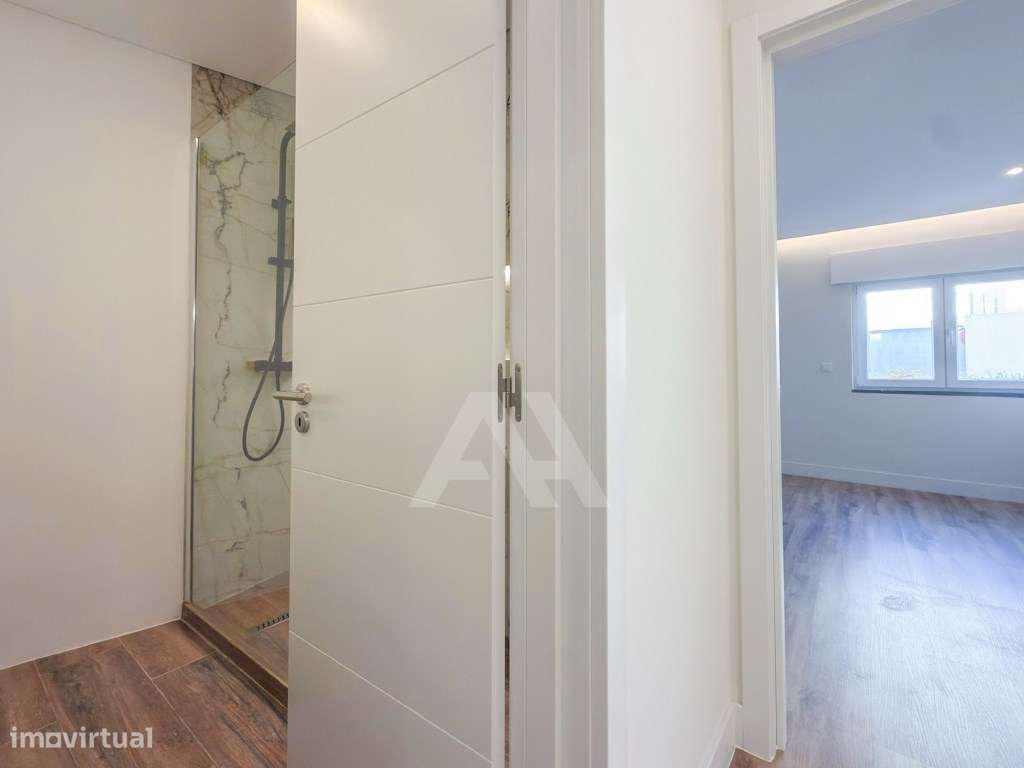 Apartamento T2 no Monte Estoril a 5 Minutos da Praia-14