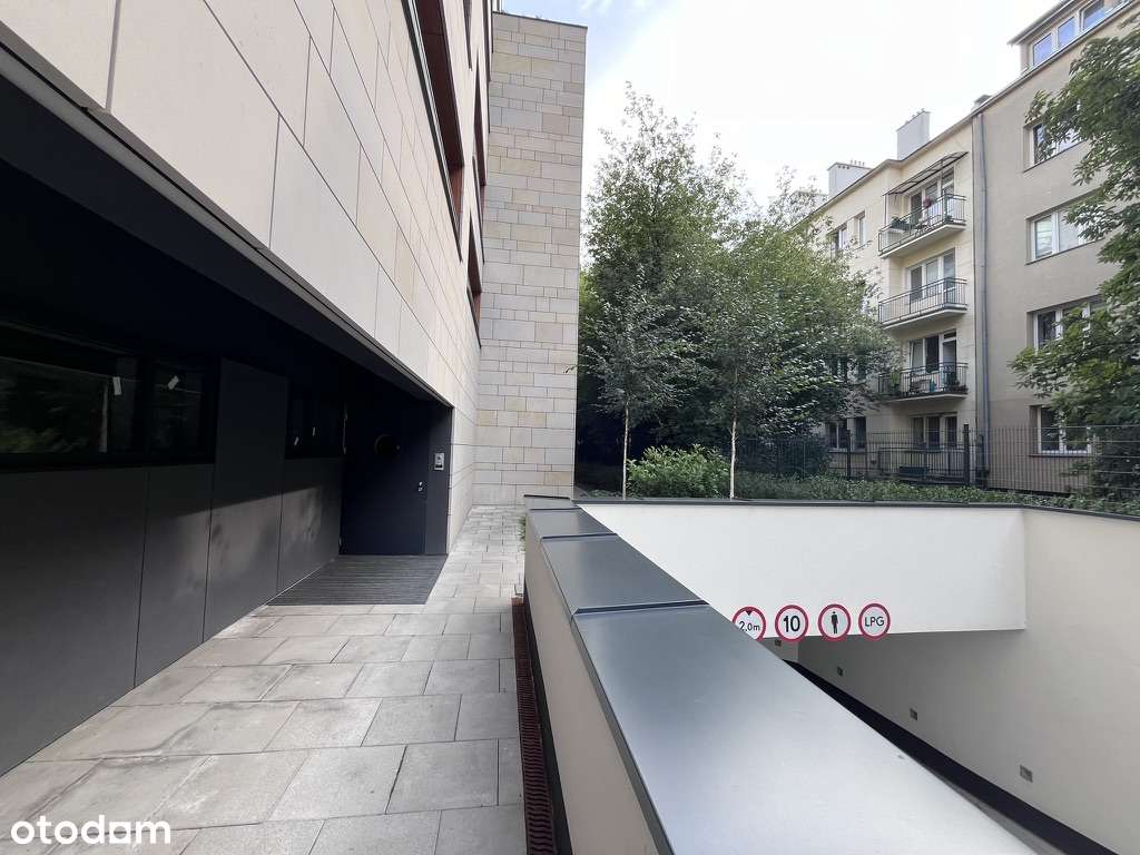 Nowoczesny lokal na sprzedaż z parkingiem - Pełny obrazek: 5/6