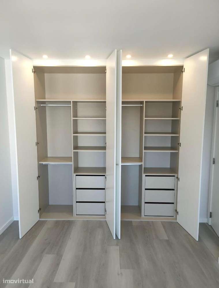 MORADIA T4 FERNAO FERRO-28