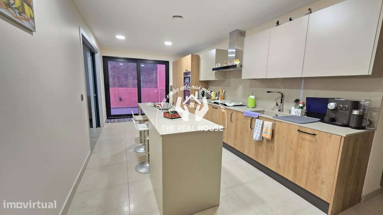 Moradia v3+1 funchal vista baia-20