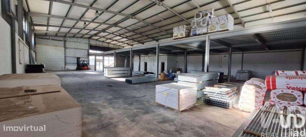 Armazém em Estômbar e Parchal de 1050,00 m2 - Grande imagem: 5/8