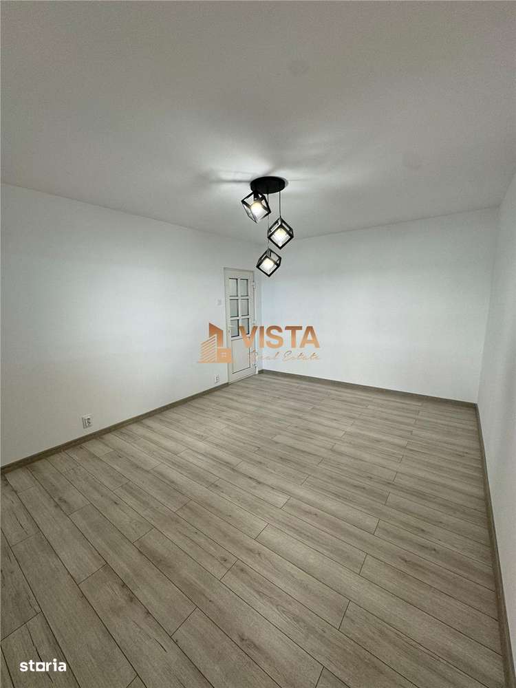 Apartament 2 camere, decomandat, zona Grivitei, Brasov - Imagine principală: 3/8