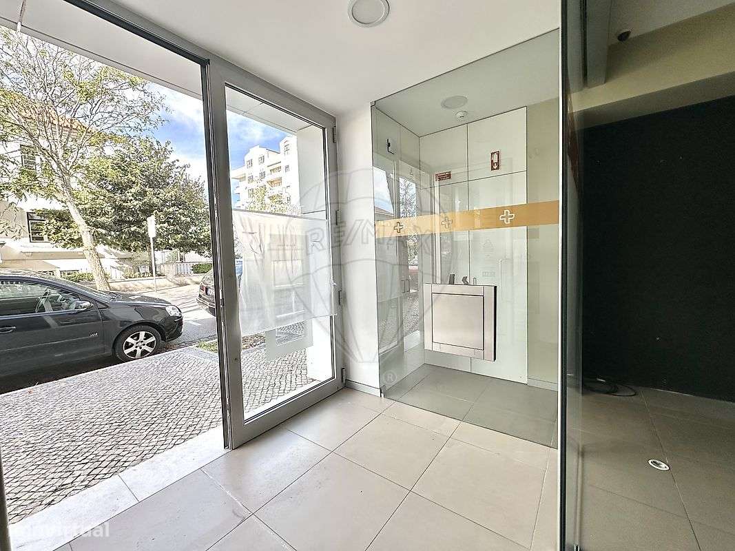 Loja  para arrendamento - Grande imagem: 5/23