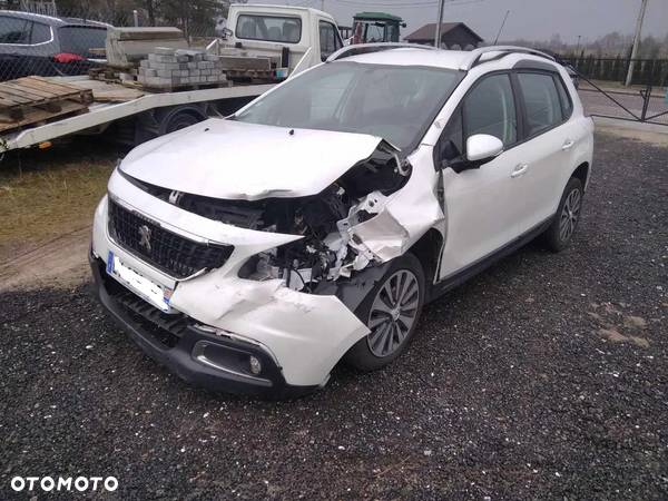 Peugeot 2008 1.6 e-HDi Active S&S - 16