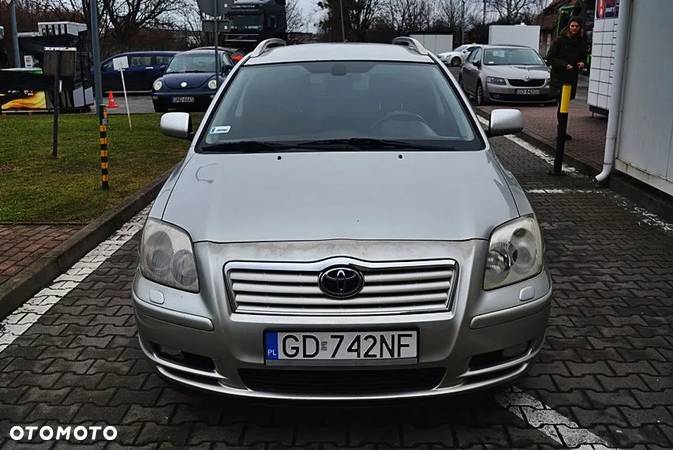 Toyota Avensis 2.0 VVT-i Automatik Executive - 2