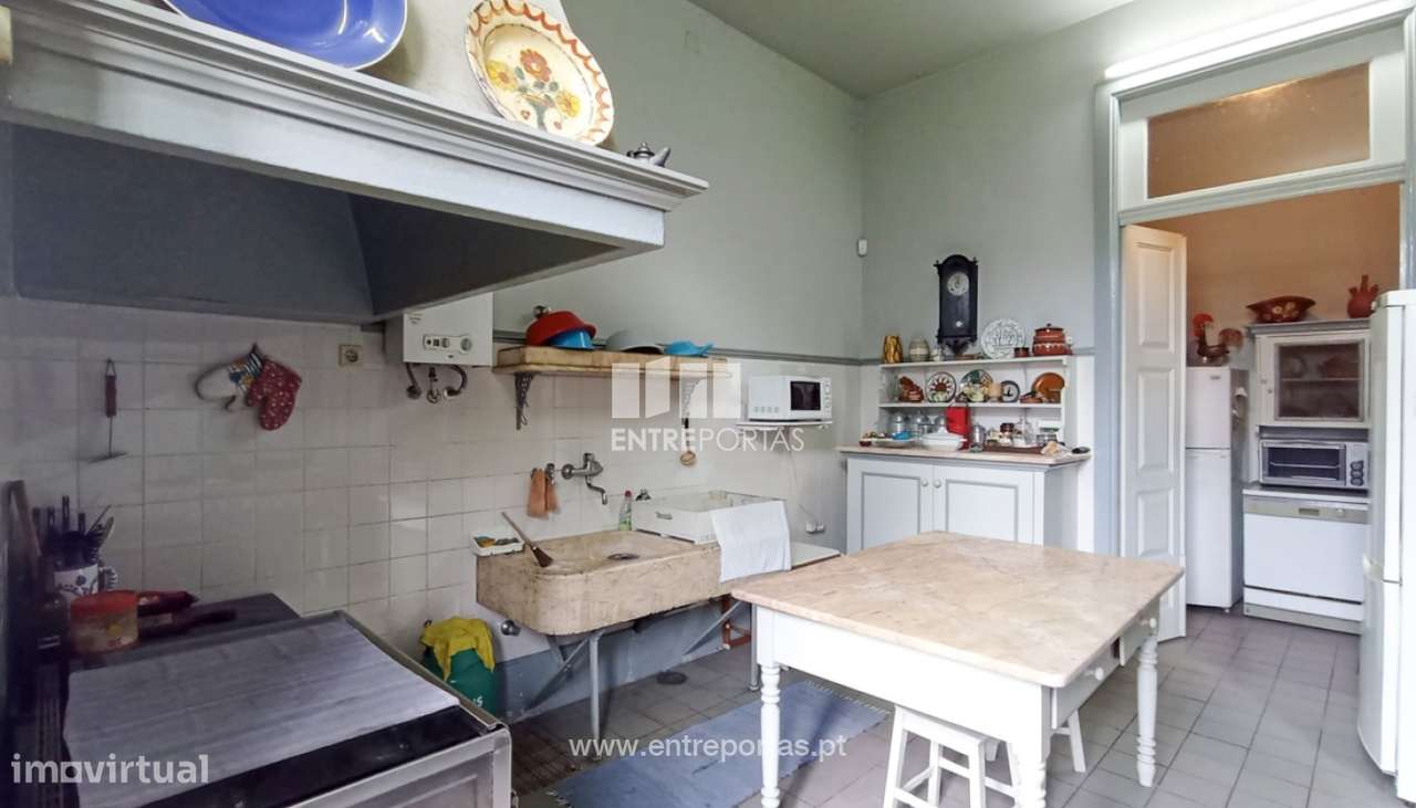 Venda de Prédio histórico no centro da Póvoa de Varzim - Grande imagem: 5/31