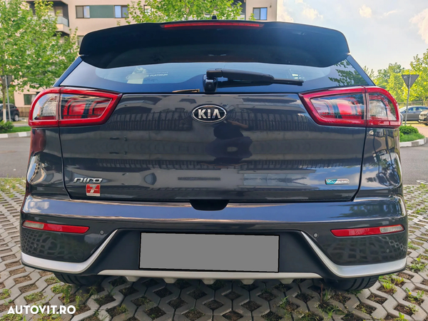 Kia Niro 1.6 GDI 6DCT HEV Premium - 27