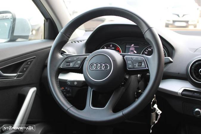 Audi Q2 30 TDI - 16