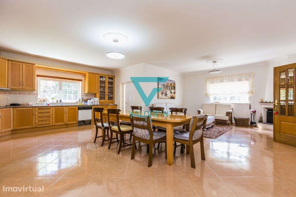 Moradia T4 Individual - Almagreira, Pombal-1