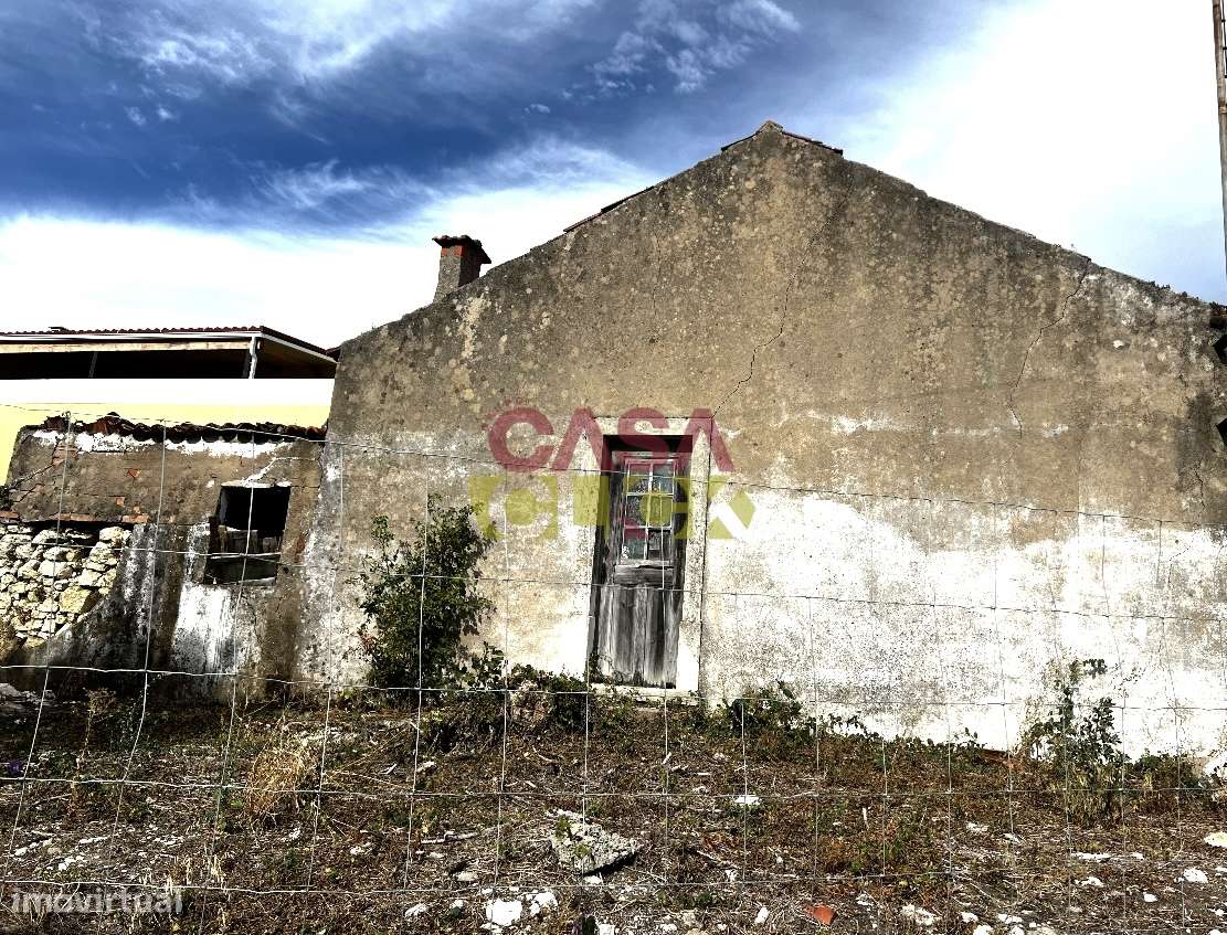 Moradia Devoluta T3 Venda em Torres Novas (São Pedro), Lapas e Ribeira-7
