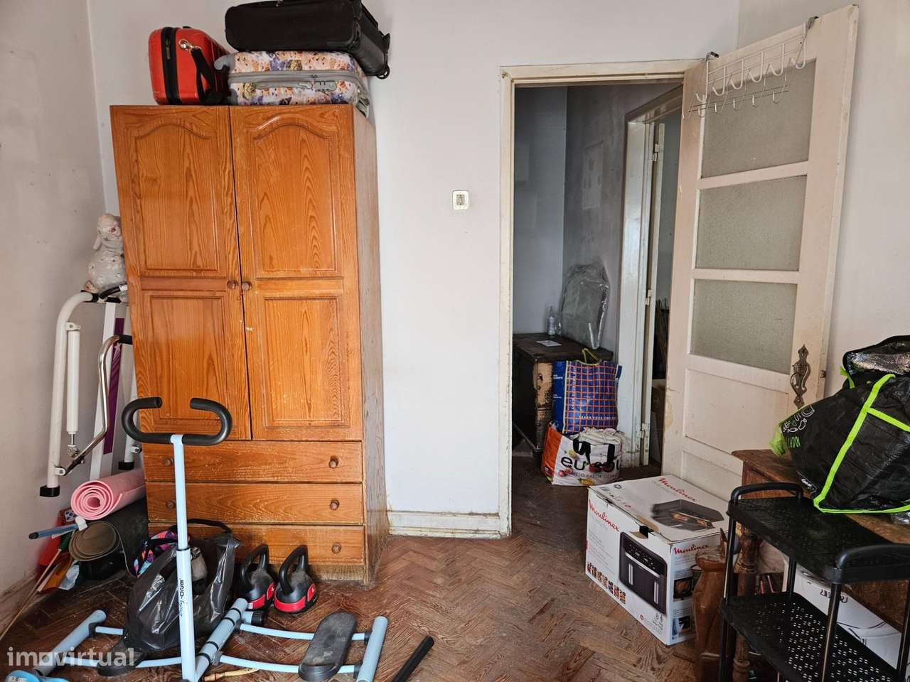 Oportunidade - Apartamento T3 à Praça Paiva Couceiro, Penha de...-8