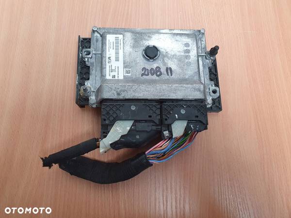 KOMPUTER STEROWNIK SILNIKA PEUGEOT 208 II E208 2008 MOKKA-E 9843252980 - 1