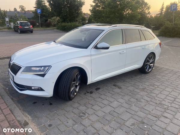 Skoda Superb 2.0 TDI 4x4 DSG Style - 26