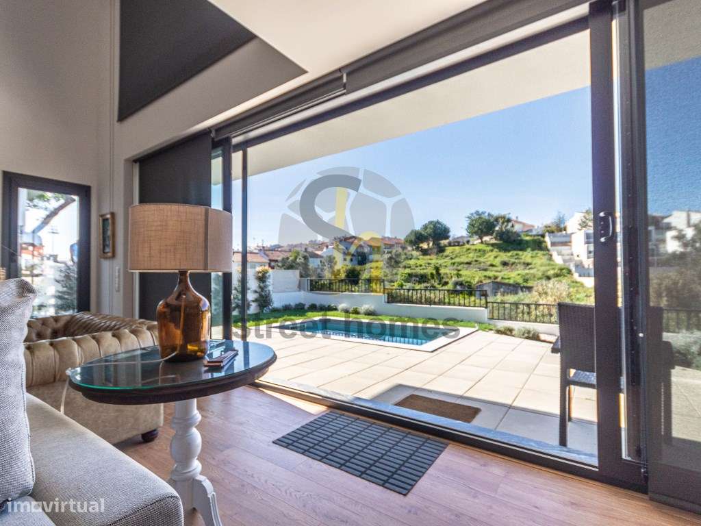Exclusividade e Design: Moradia Contemporânea com Piscina no Coraçã...-5