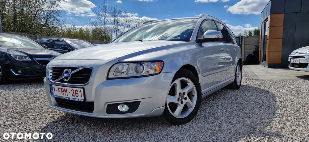 Volvo V50