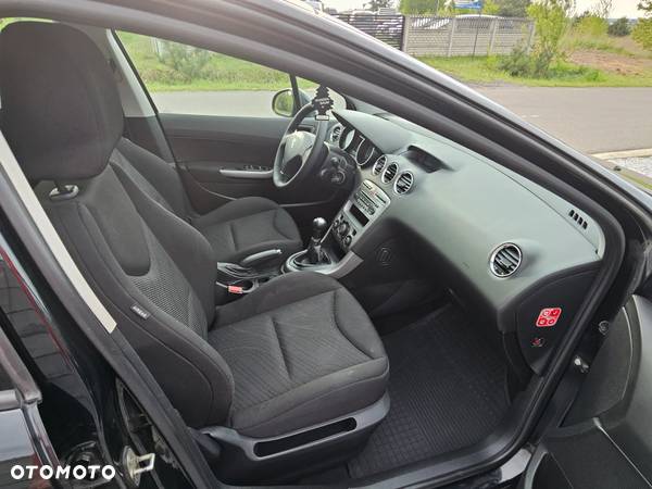 Peugeot 308 1.6 HDi Premium - 6