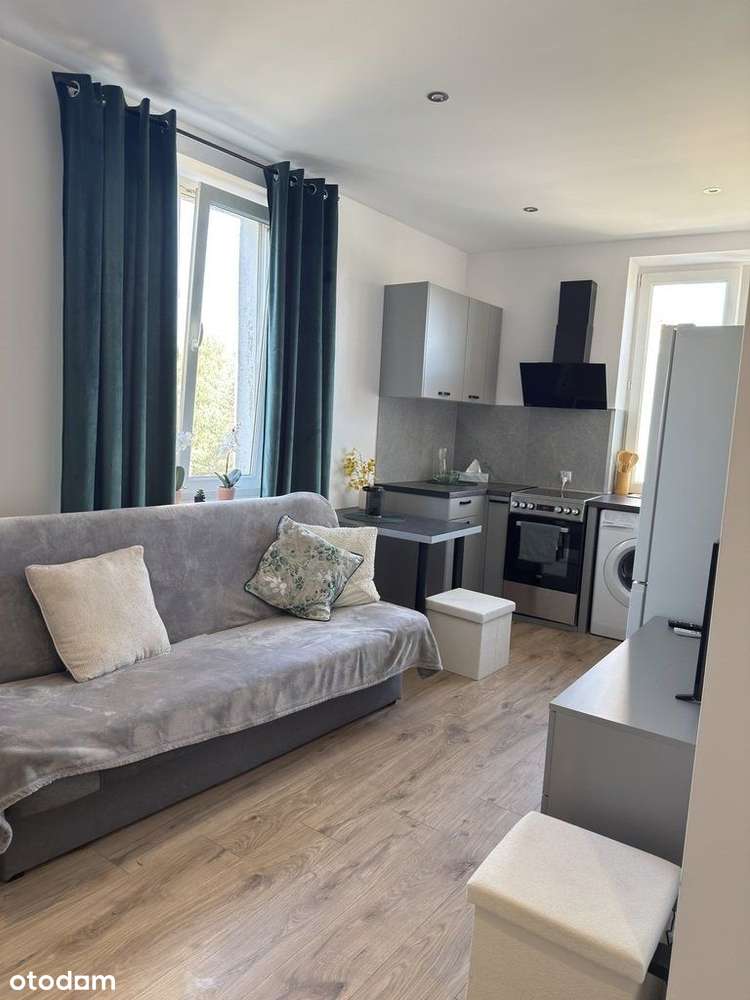 Umeblowana kawalerka do wprowadzenia!!!-7