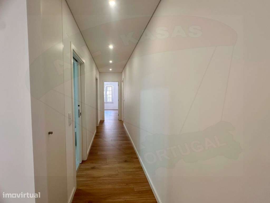 Descubra o Apartamento ideal para a sua Familia ; T3 NOVO, pronto a... - Grande imagem: 5/28