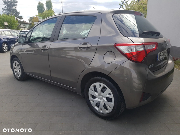 Toyota Yaris 1.5 Premium - 5