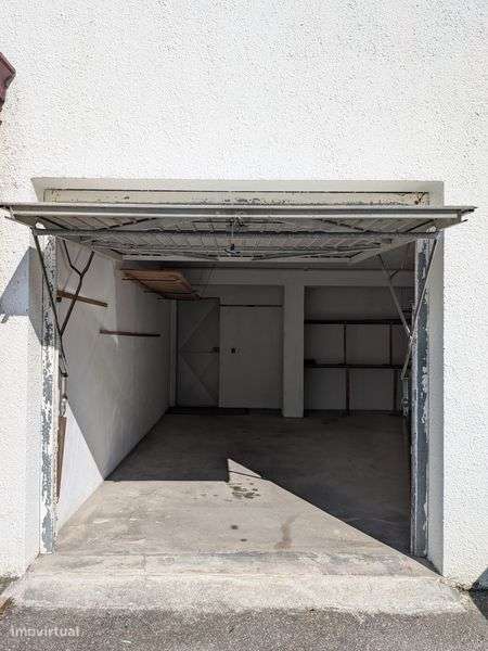 Garagem Fechada (box)  - Ermesinde - Perto Saída A4 - Grande imagem: 3/4
