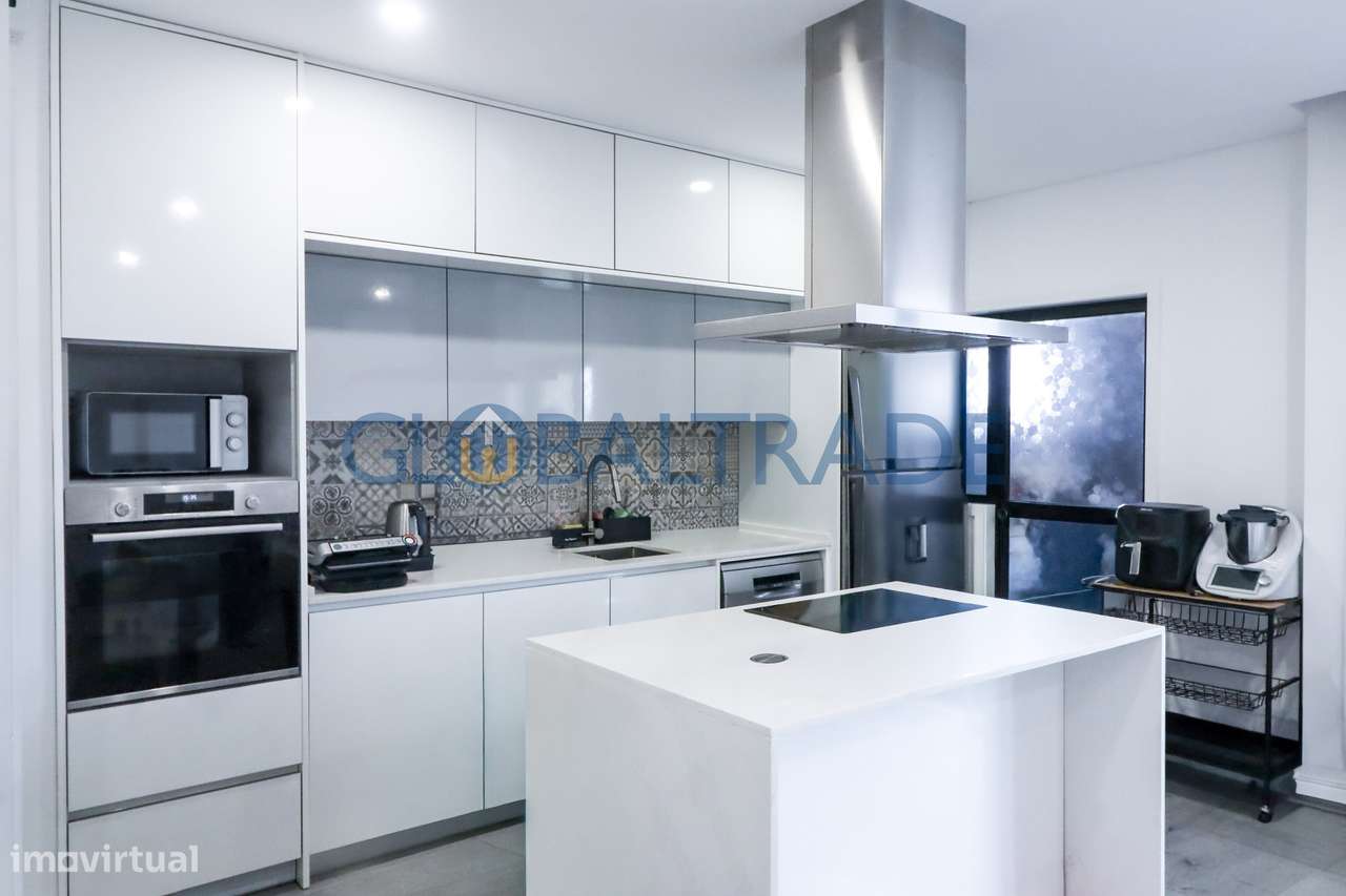 Duplex T1+1 em Condomínio fechado na Maia - Grande imagem: 4/19