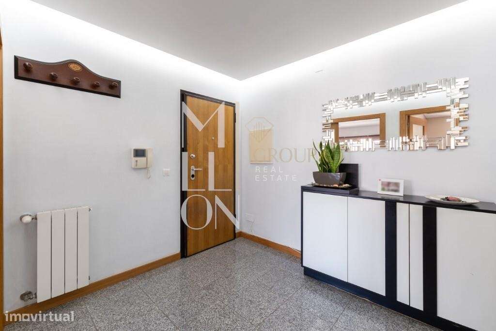 APARTAMENTO T3 COM GARAGEM BOX 2 CARROS - Grande imagem: 2/23