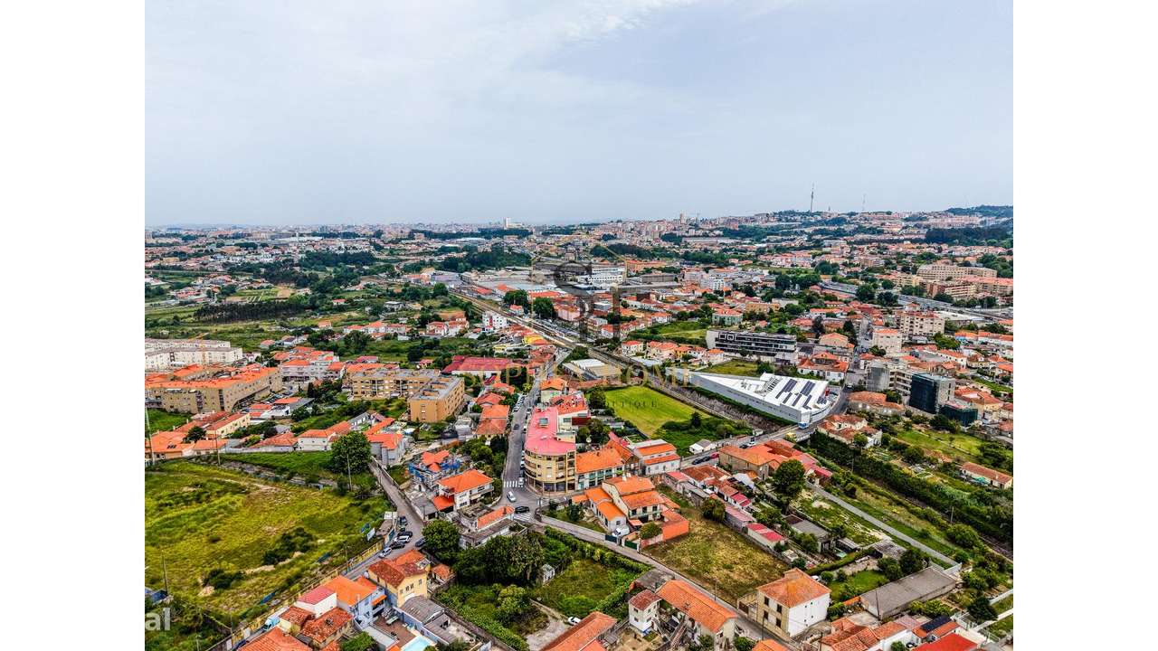 Moradia Térrea T3 em Serzedo-43