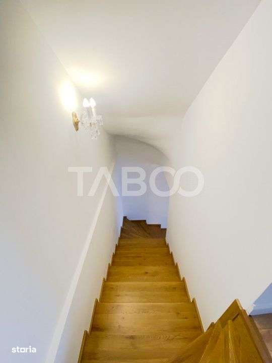 Casa cu 4 camere si vedere panoramica chiar la intrare In Cristian-10