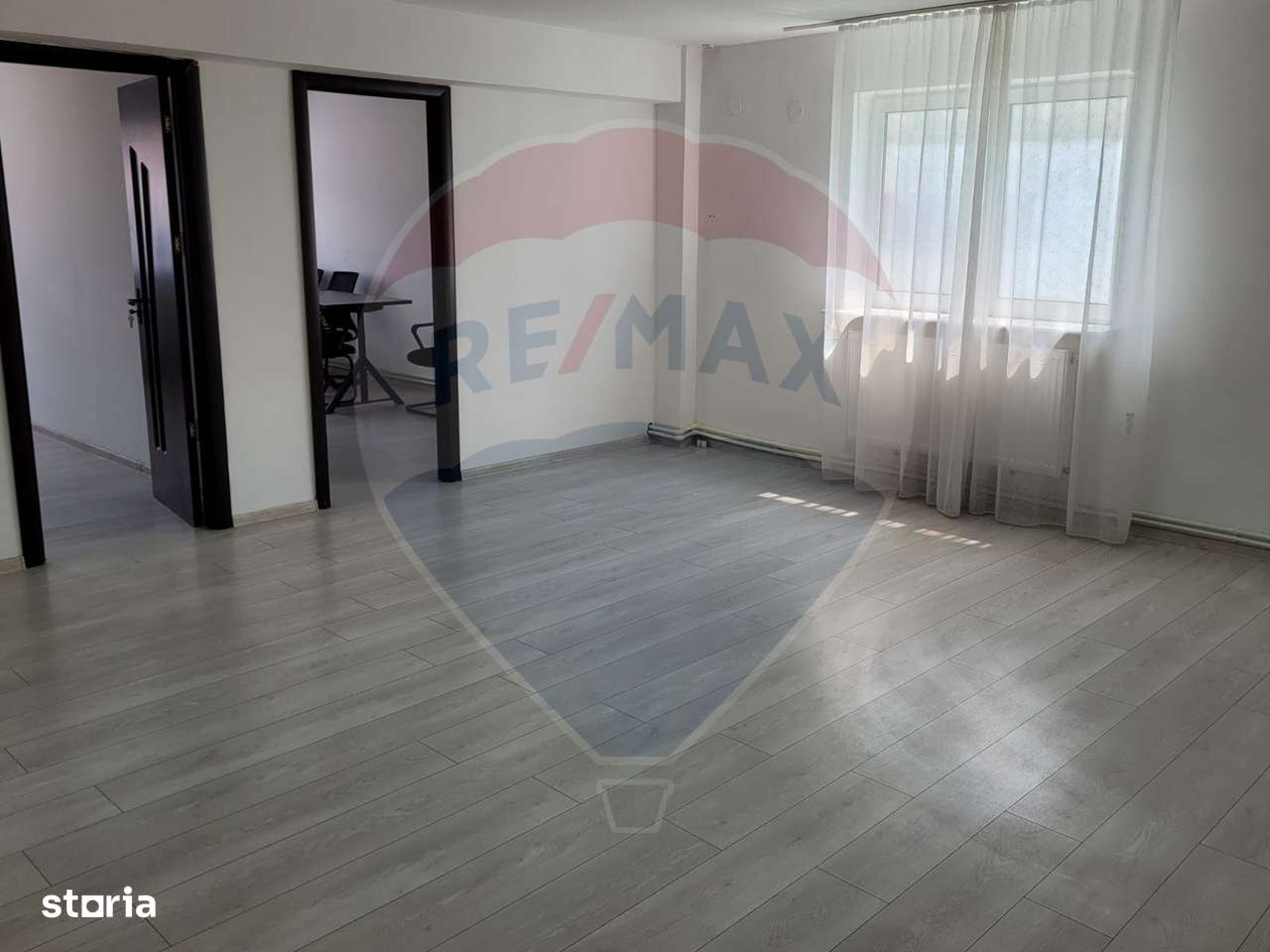 VILĂ MIXTĂ DE VÂNZARE – STRADA 1 DECEMBRIE 1918 - Imagine principală: 3/20