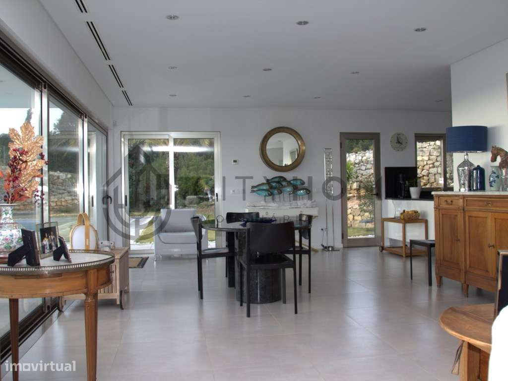 Moradia T5 com vista panorâmica de 180º sobre o mar em Loulé-5