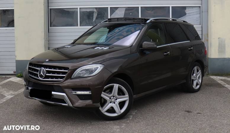 Mercedes-Benz ML 350 BlueTec 4MATIC Aut - 35